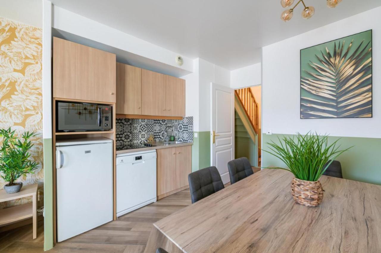 Ferienwohnung Jungle Duplex Serris Exterior foto